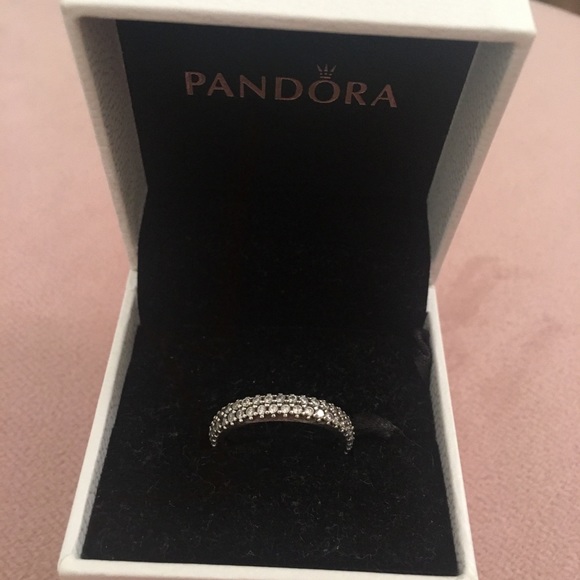 Pandora sterling silver cubic zirconia ring size 6 - Picture 3 of 3